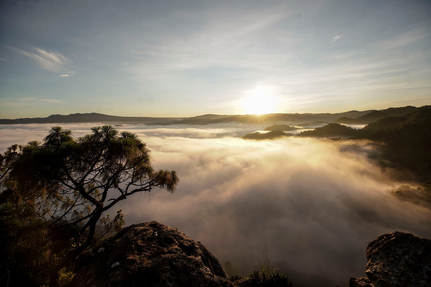 CAMINATA HACIA EL AMANECER EN LA MONTAÑA DE DON LAURO